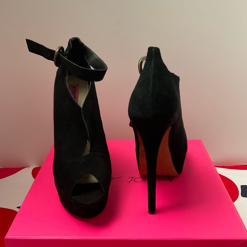 Betsey Johnson Black Stiletto Heels with Peep-Toe Design